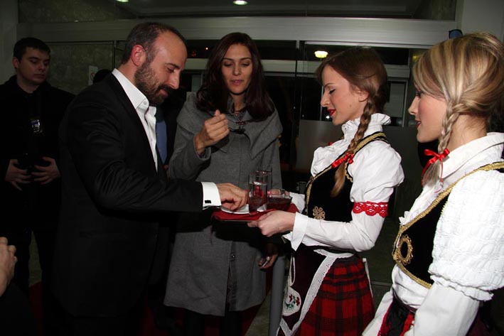 Bergizar Korel _Halit Ergenc_prva_dolazak